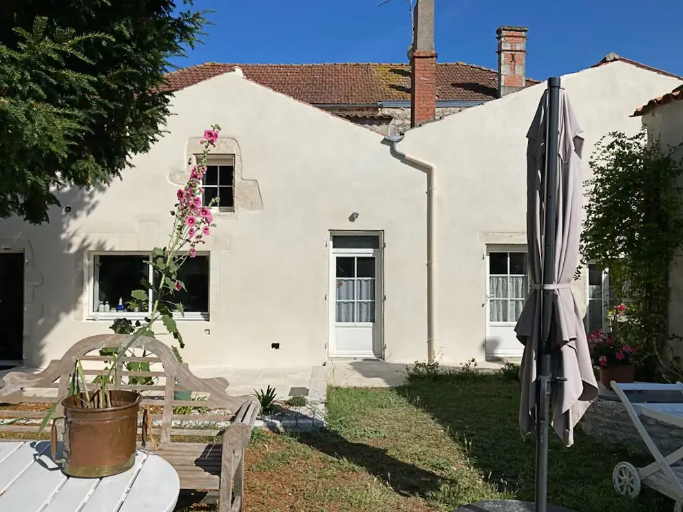 façade-maison-charentaise-crépis